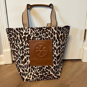 Reversible Tory Burch tote